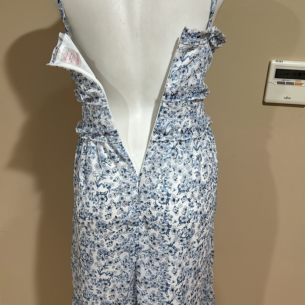 No Boundaries Blue and White Sleeveless Midi Sundress - Picture 7 of 13